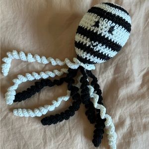 Crochet octopus